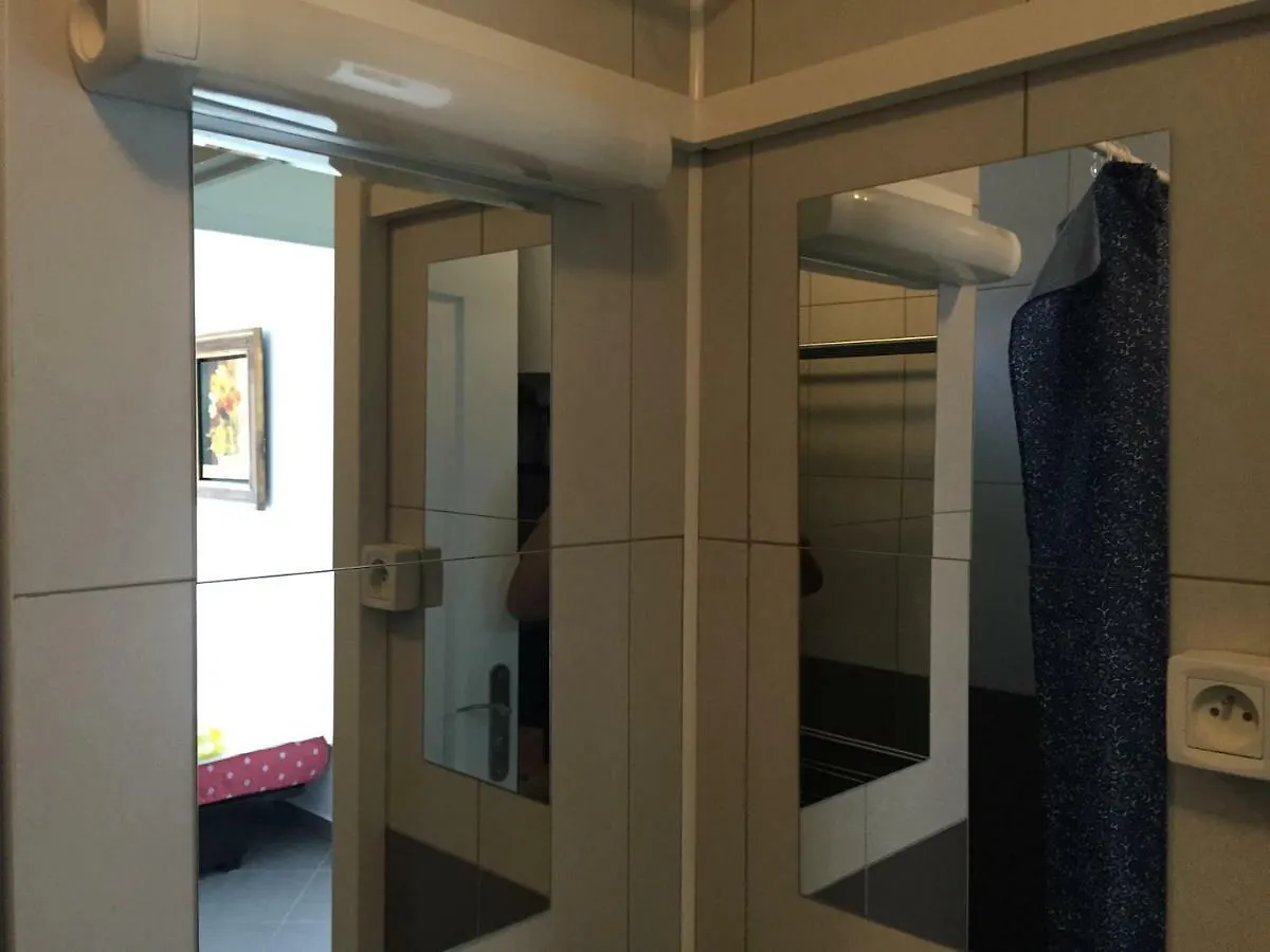 Asklan Apartment Bormes-les-Mimosas 0*,